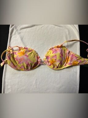 NWT XL Yellow Floral Wild Fable Bikini Top